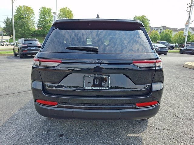 2024 Jeep Grand Cherokee Altitude