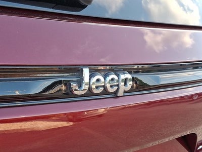 2023 Jeep Grand Cherokee Laredo