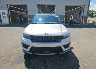 2025 Jeep Grand Cherokee Summit Reserve