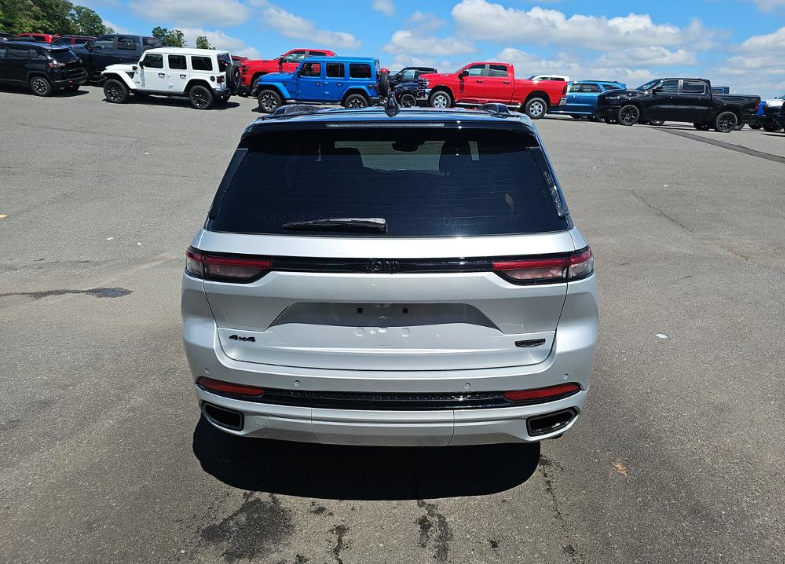 2025 Jeep Grand Cherokee Summit Reserve