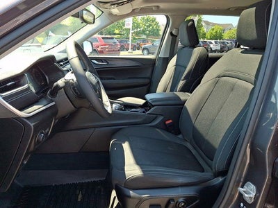 2023 Jeep Grand Cherokee L Laredo