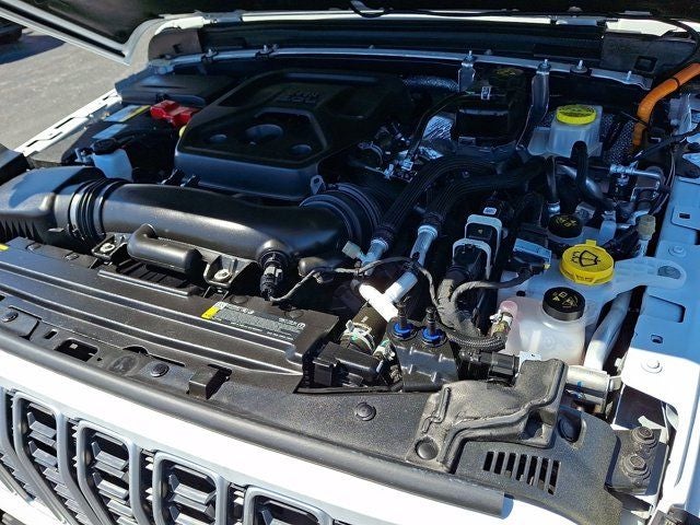 2025 Jeep Wrangler Sahara 4xe