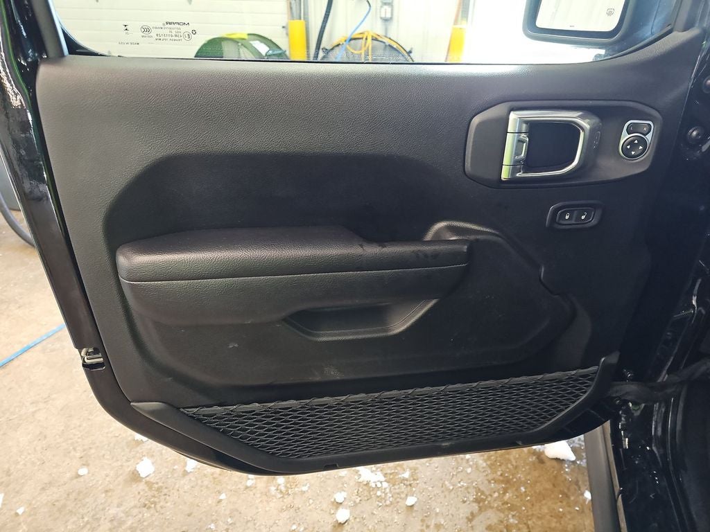 2025 Jeep Wrangler Rubicon 4xe