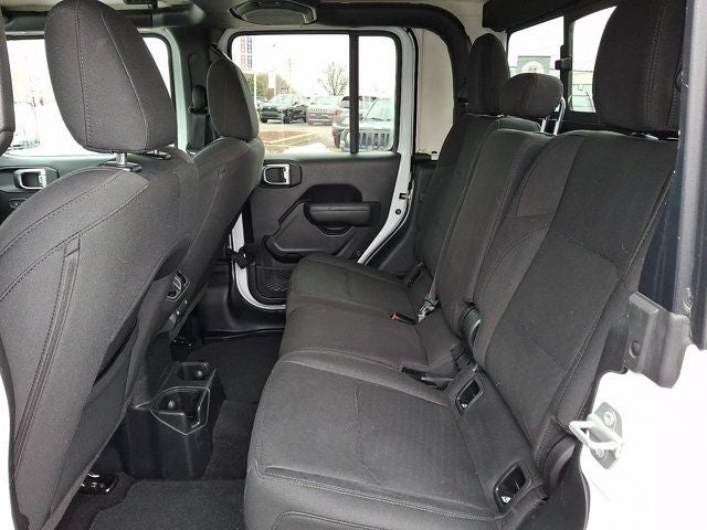 2022 Jeep Gladiator Sport