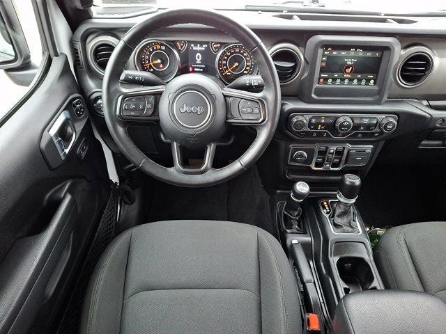 2022 Jeep Gladiator Sport