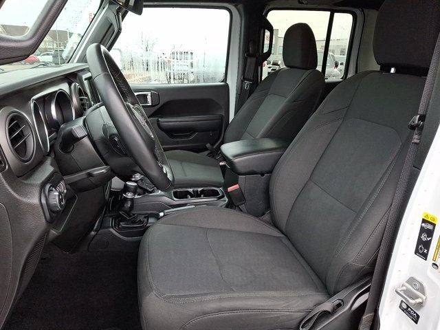 2022 Jeep Gladiator Sport