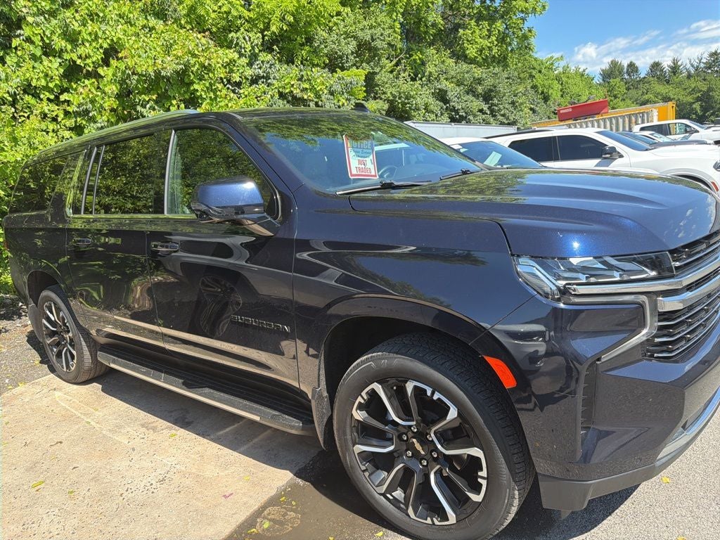 2024 Chevrolet Suburban LT