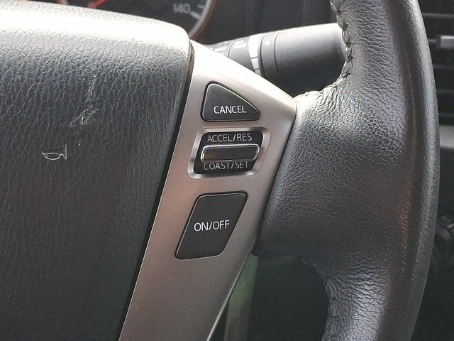 2015 Nissan Titan SV