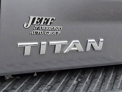 2015 Nissan Titan SV