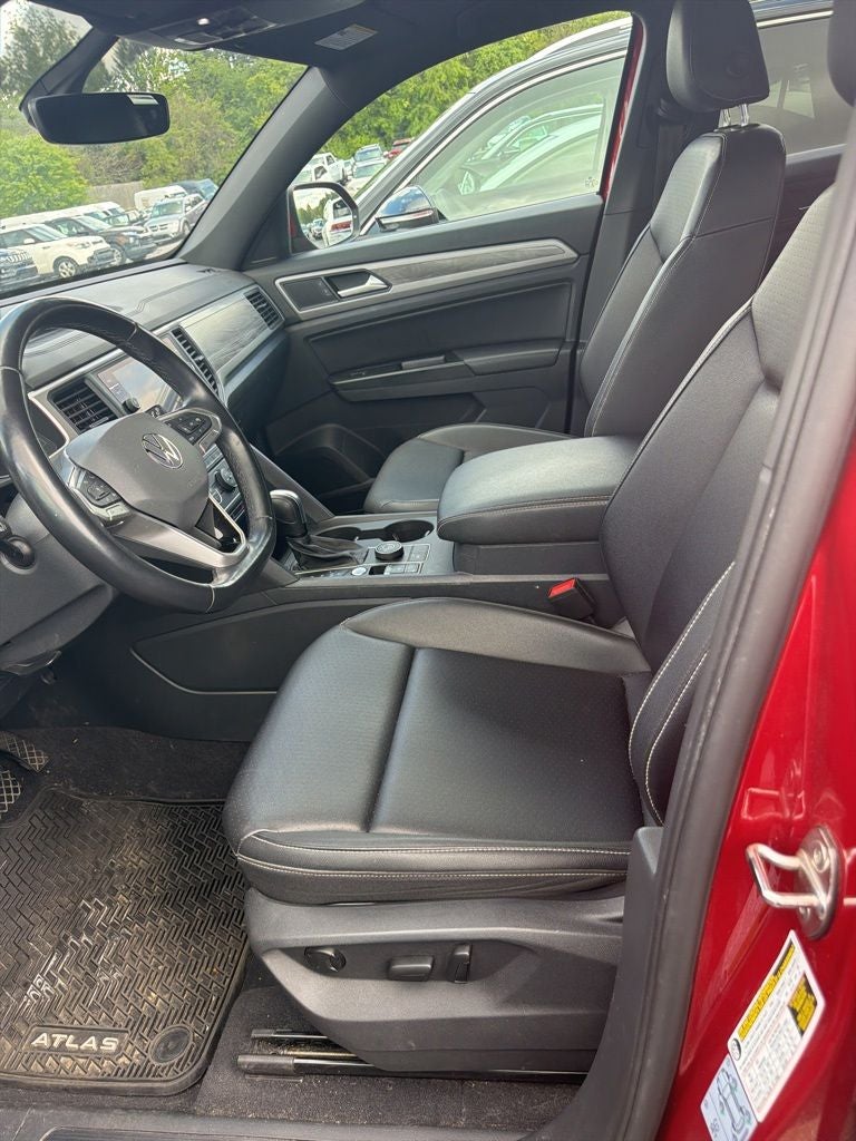2020 Volkswagen Atlas Cross Sport 3.6L V6 SE w/Technology R-Line 4Motion