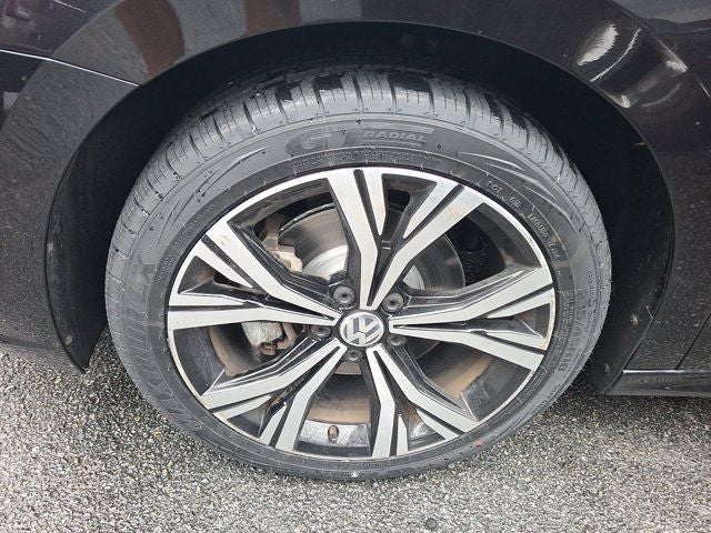 2022 Volkswagen Passat 2.0T SE