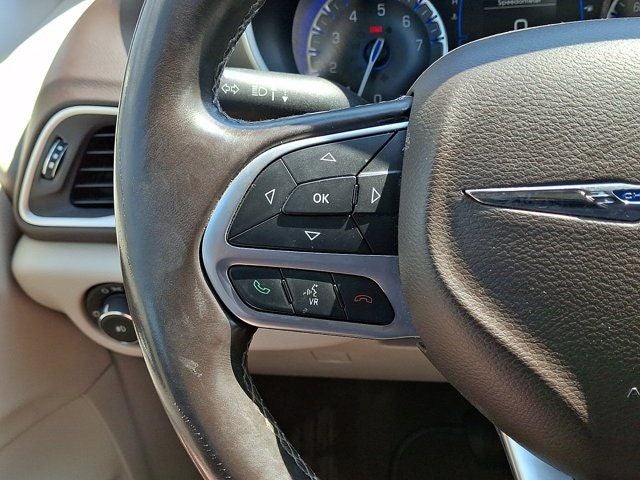 2017 Chrysler Pacifica Touring L