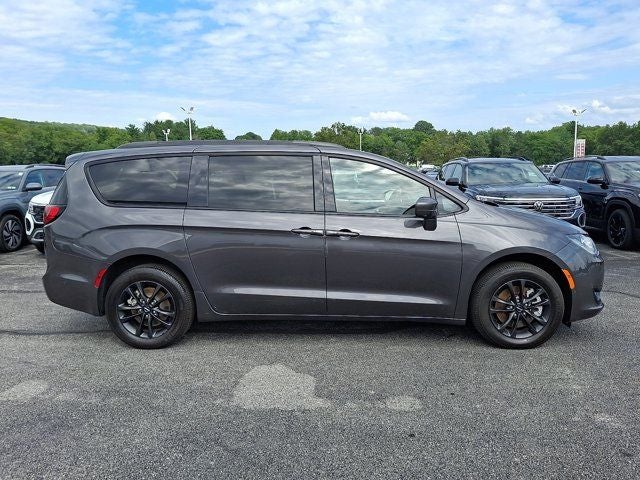 2020 Chrysler Pacifica Launch Edition