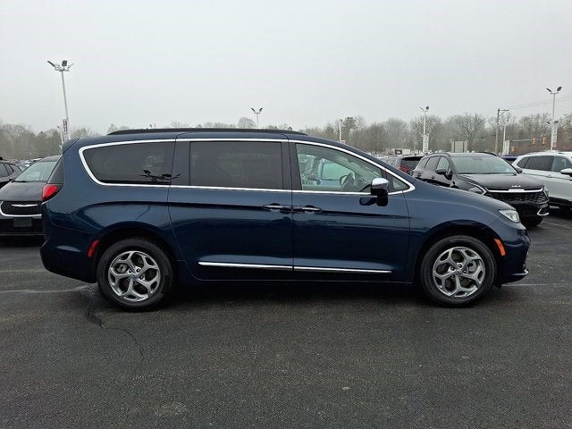 2022 Chrysler Pacifica Limited