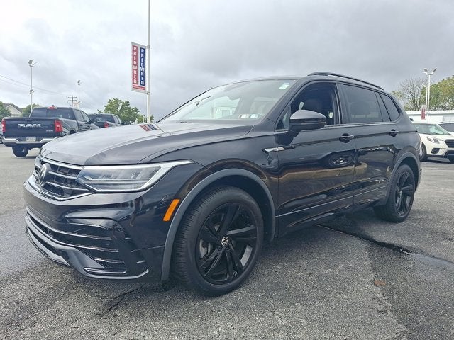 2023 Volkswagen Tiguan 2.0T SE R-Line Black