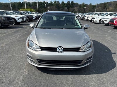 2016 Volkswagen Golf TSI SE 4-Door