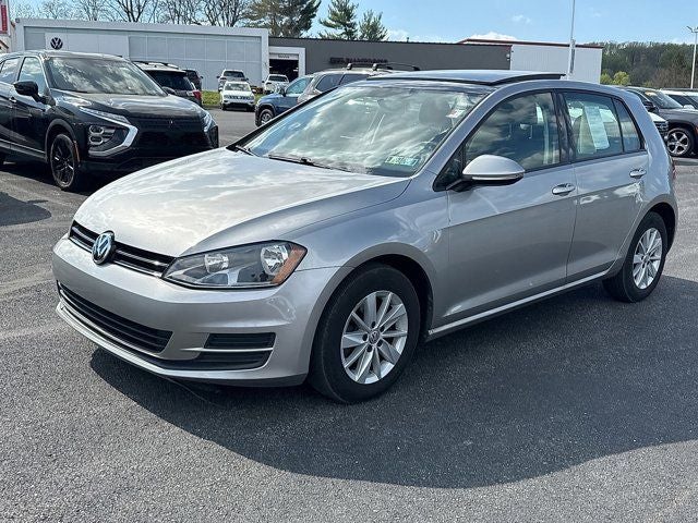2016 Volkswagen Golf TSI SE 4-Door