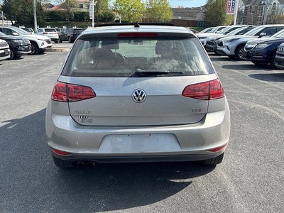 2016 Volkswagen Golf TSI SE 4-Door