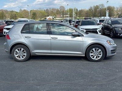 2016 Volkswagen Golf TSI SE 4-Door
