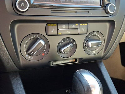 2014 Volkswagen Jetta 1.8T SE w/Connectivity/Sunroof