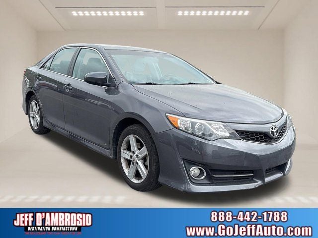 2014 Toyota Camry SE