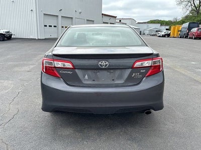 2014 Toyota Camry SE