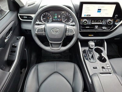 2024 Toyota Highlander XLE
