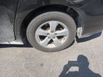 2014 Toyota Sienna LE 8 Passenger