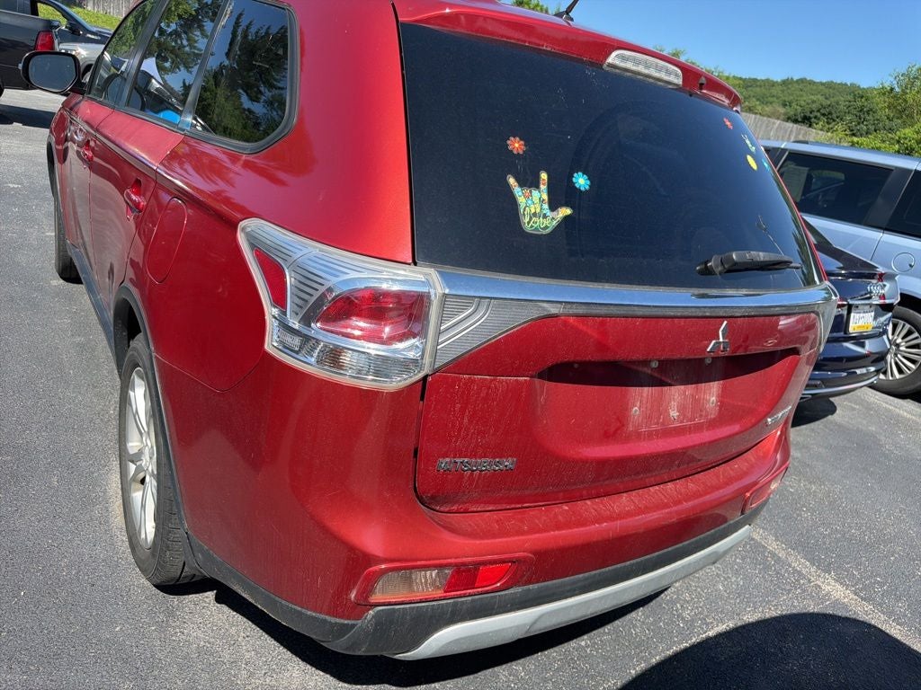 2015 Mitsubishi Outlander SE