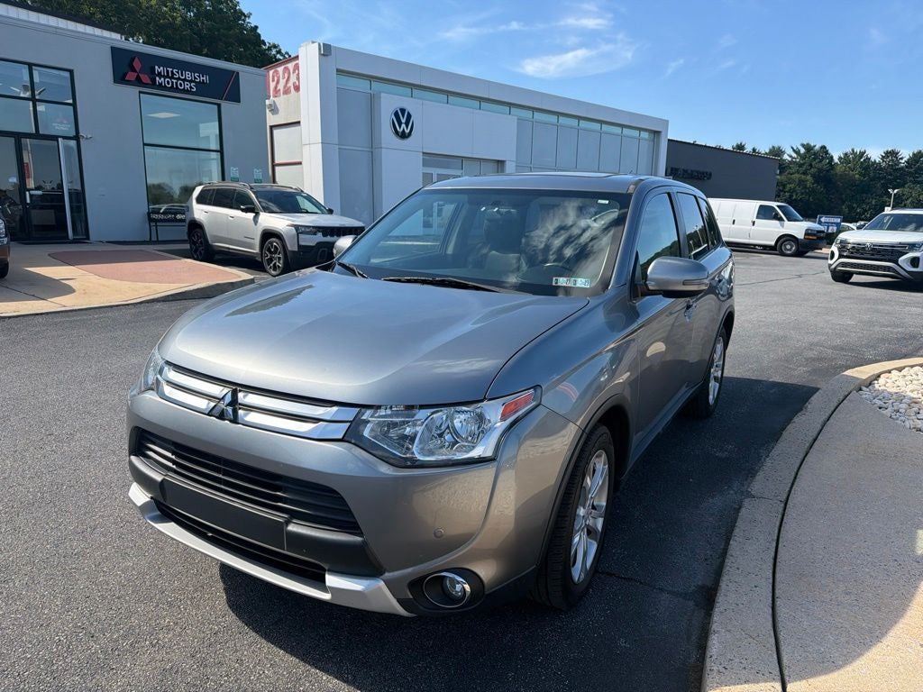 2015 Mitsubishi Outlander SE