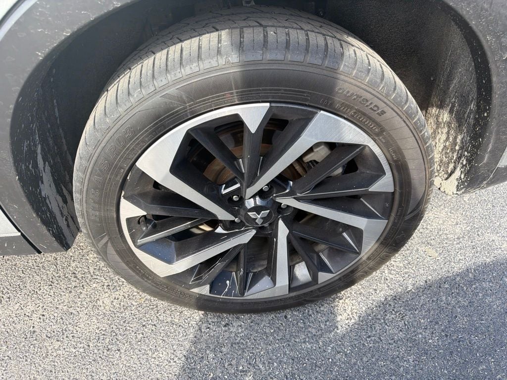 2022 Mitsubishi Outlander SE
