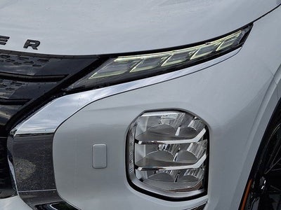 2022 Mitsubishi Outlander Black Edition