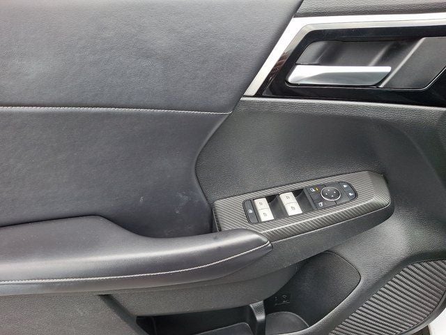 2022 Mitsubishi Outlander Black Edition