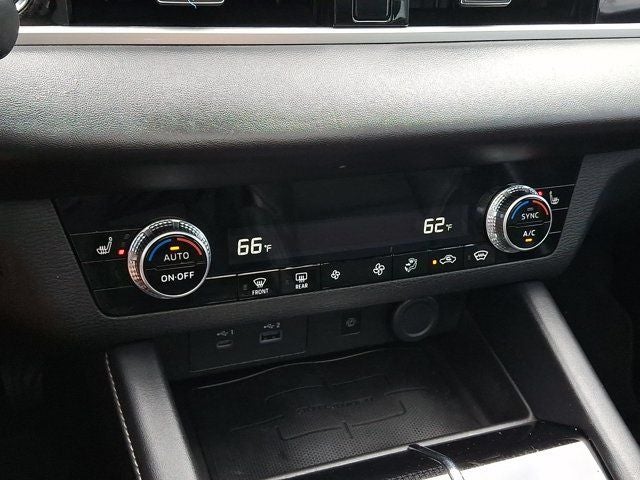 2022 Mitsubishi Outlander Black Edition