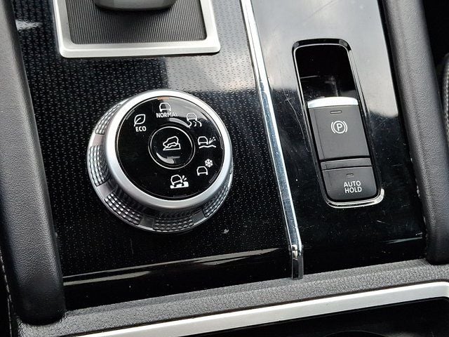2022 Mitsubishi Outlander Black Edition