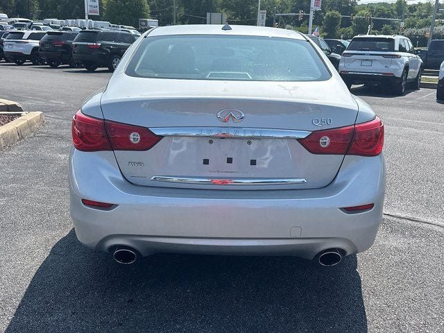 2015 INFINITI Q50 Premium