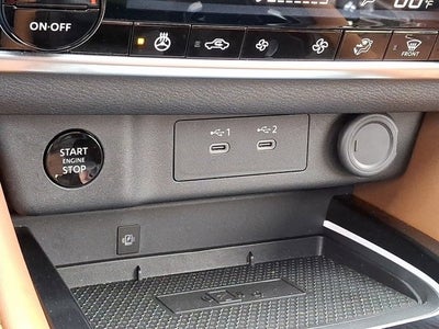 2025 Nissan Rogue Platinum