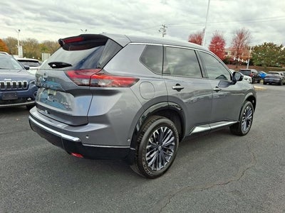 2025 Nissan Rogue Platinum