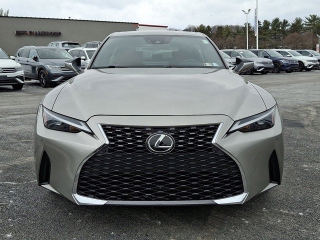 2023 Lexus IS 300