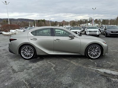 2023 Lexus IS 300