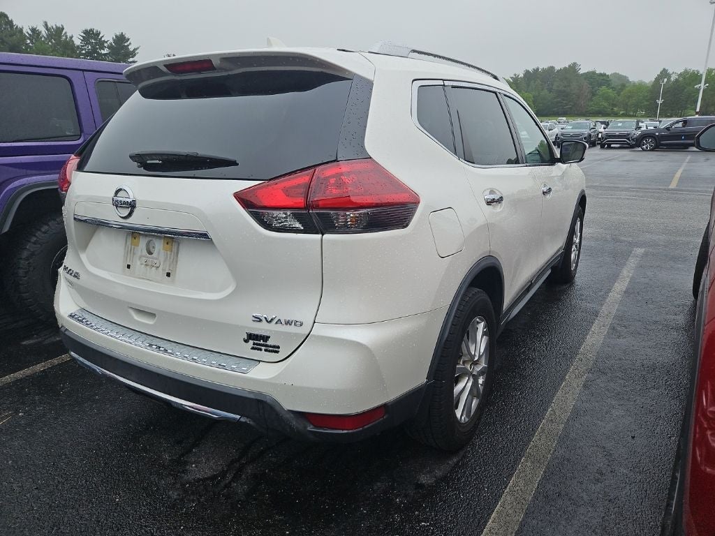 2018 Nissan Rogue SV