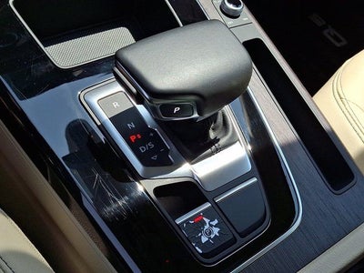 2023 Audi Q5 45 S line Premium quattro