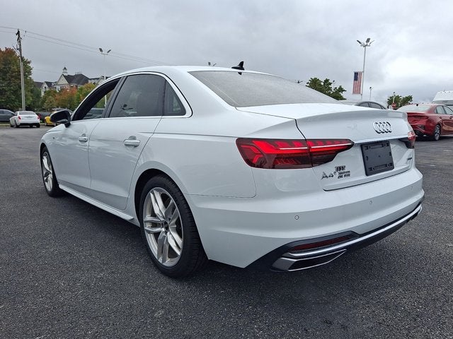 2023 Audi A4 45 S line Premium quattro