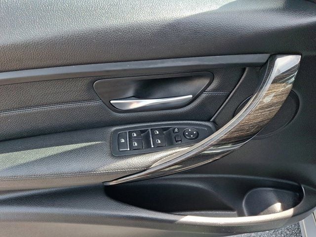 2018 BMW 3 Series 320i xDrive