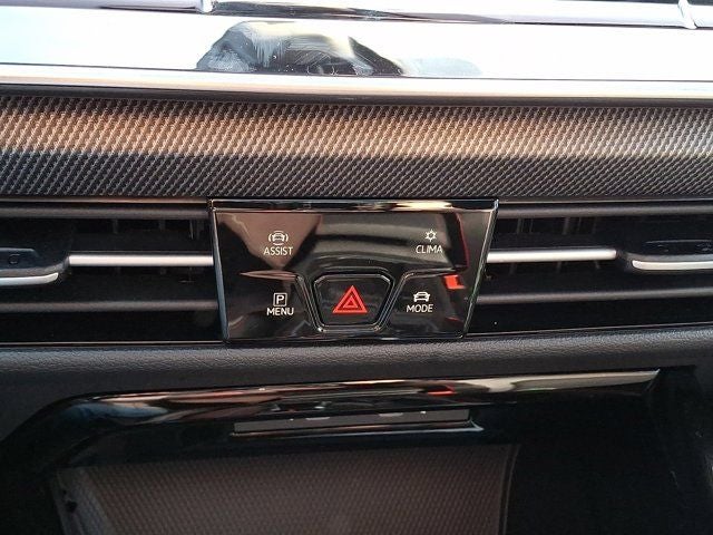 2025 Volkswagen Golf GTI 2.0T SE