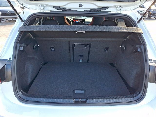 2025 Volkswagen Golf GTI 2.0T SE