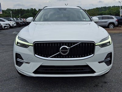 2022 Volvo XC60 B5 Momentum