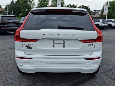 2022 Volvo XC60 B5 Momentum