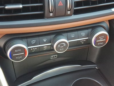 2019 Alfa Romeo Giulia Base