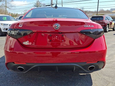 2019 Alfa Romeo Giulia Base